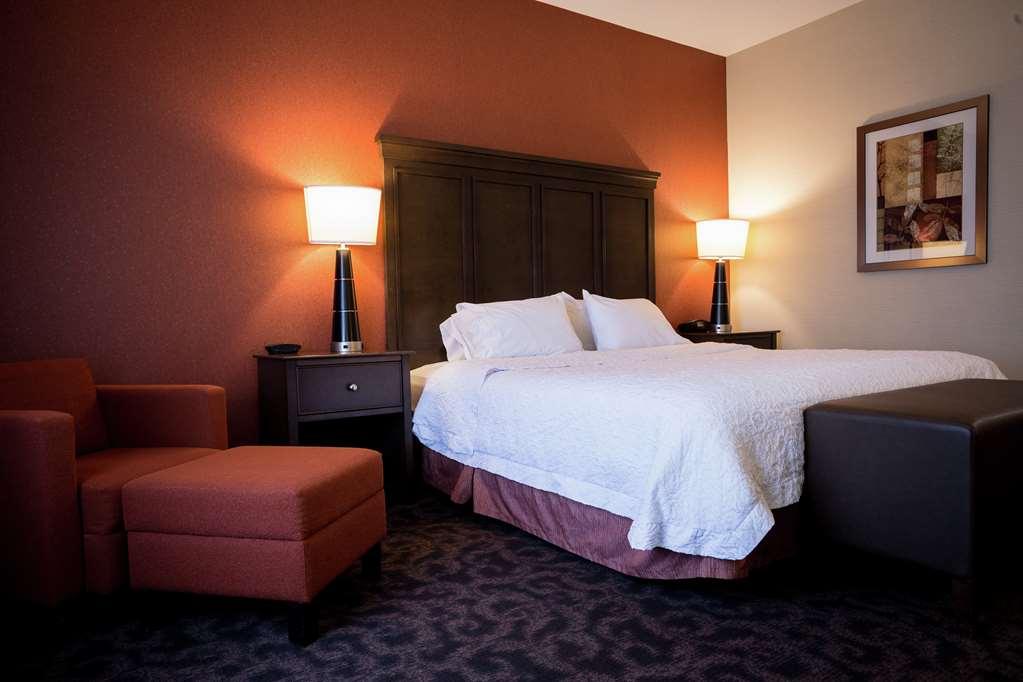 Hampton Inn By Hilton Elliot Lake Ontario Canada Стая снимка