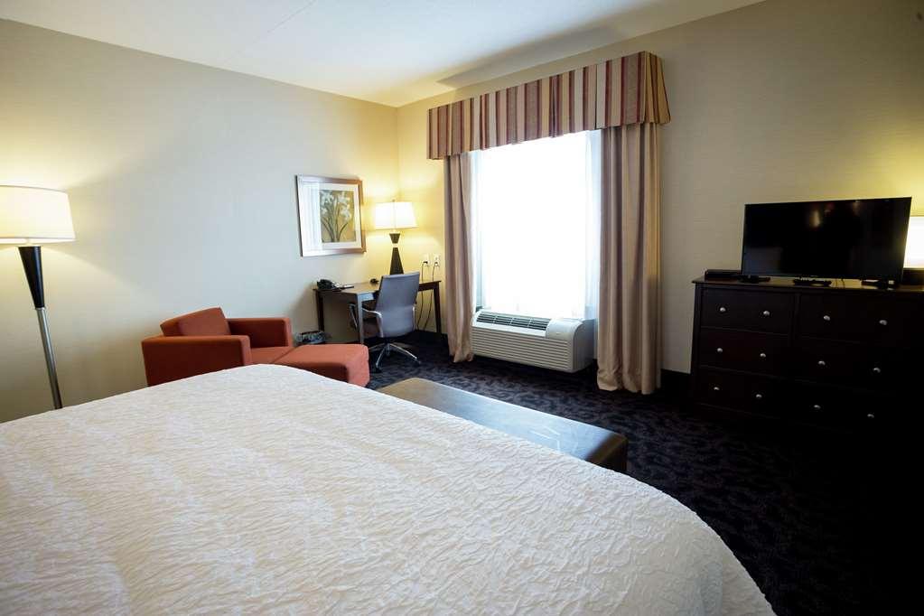 Hampton Inn By Hilton Elliot Lake Ontario Canada Стая снимка